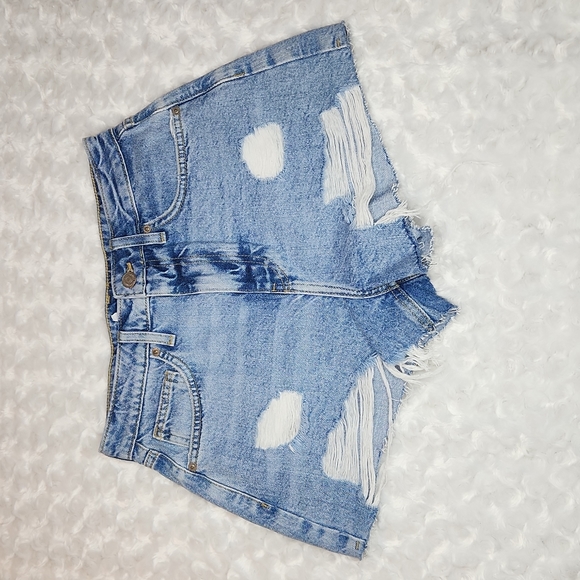 Forever 21 Distressed Cut-off Shorts - Picture 1 of 9